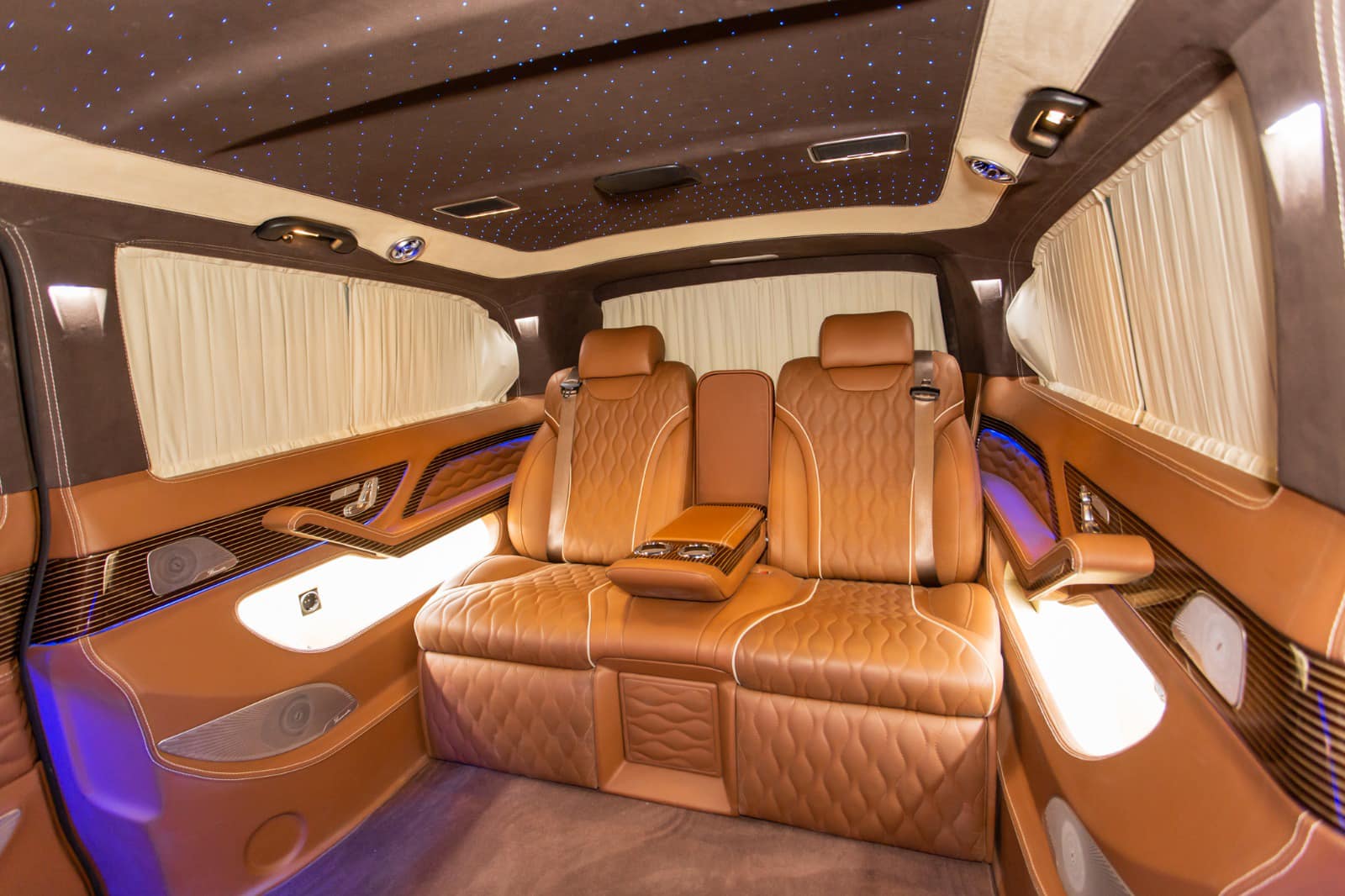 qub 403744901_2578773755615168_8559474030402903313_n